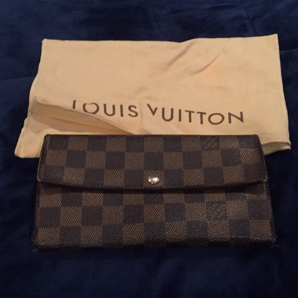 Louis vuitton wallet